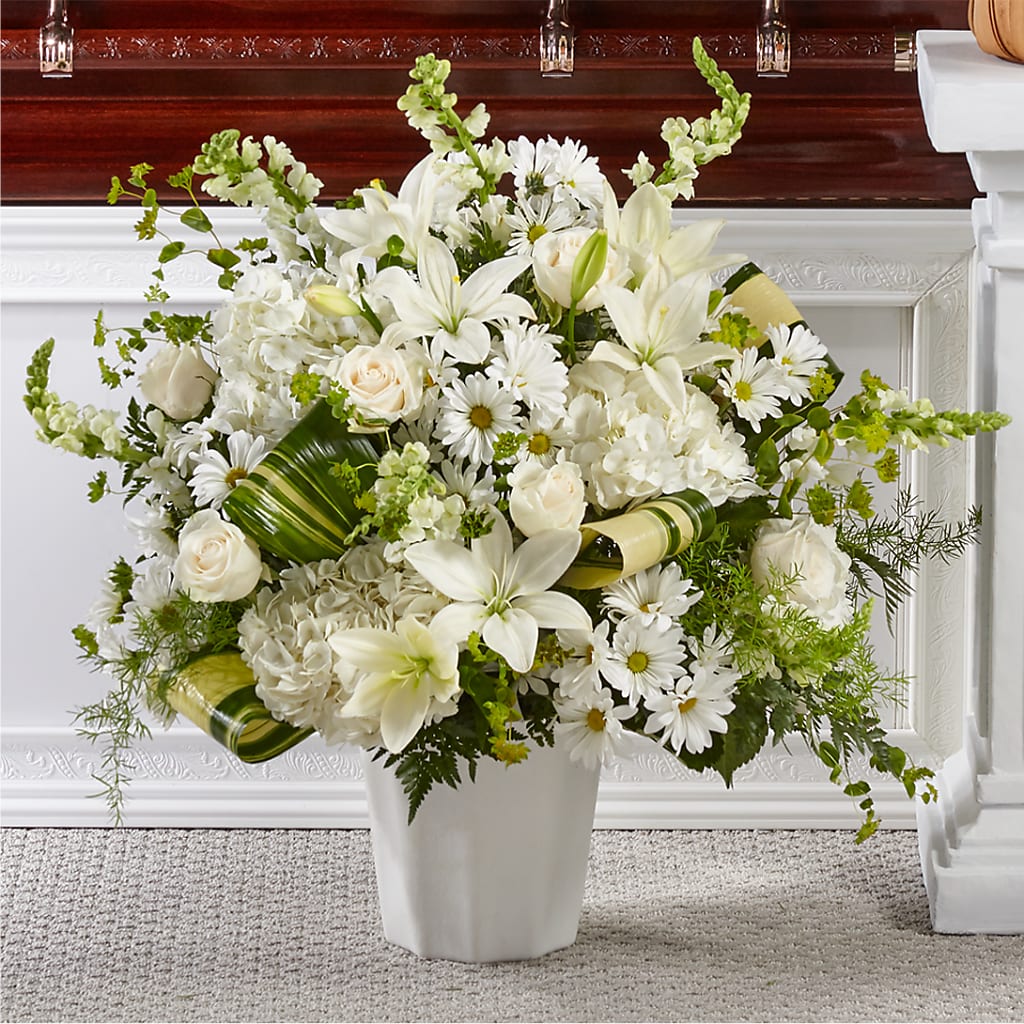 Thoughts of Tranquility Floor Basket – Amora Floral Studio, Mooresville NC