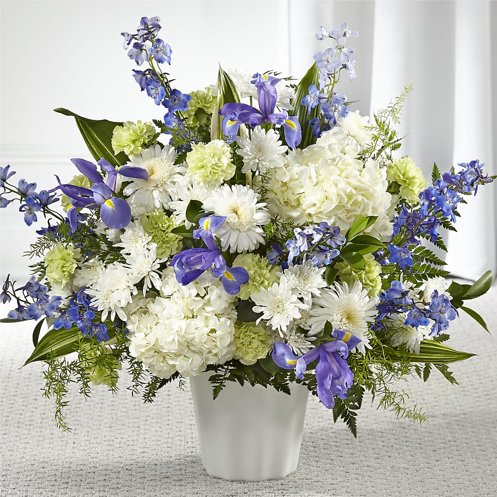 Soft Serenity Floor Basket – Amora Floral Studio, Mooresville NC