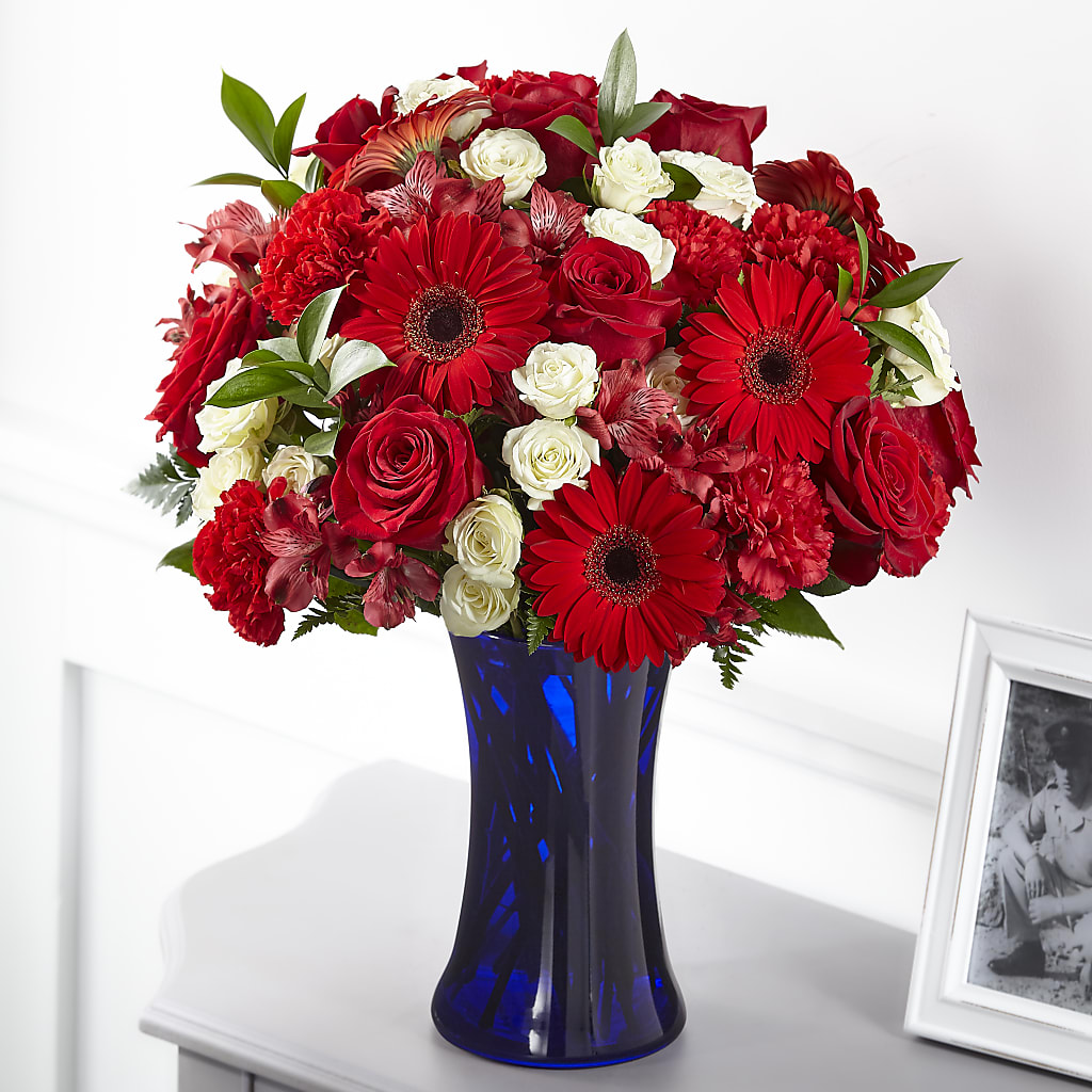 Hearts Embrace Bouquet – Amora Floral Studio, Mooresville NC