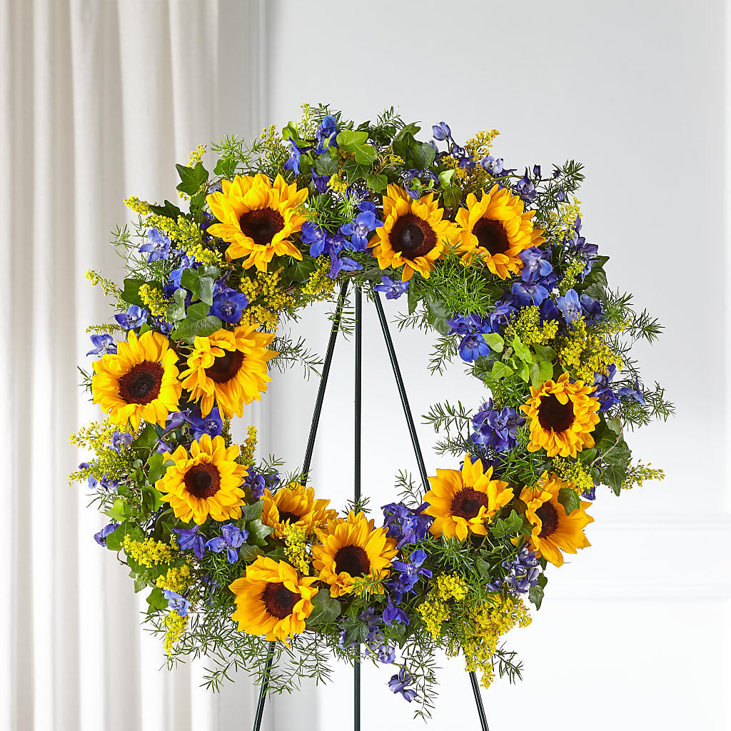 Bright Rays Wreath – Amora Floral Studio, Mooresville NC