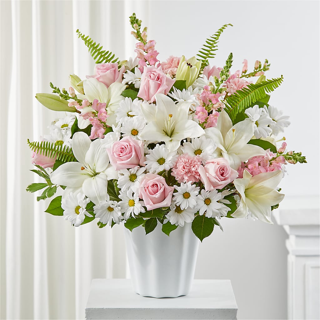 Soft Touch Tabletop Basket – Amora Floral Studio, Mooresville NC