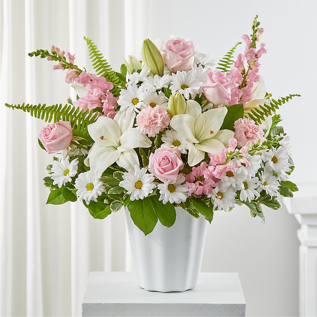 Soft Touch Tabletop Basket – Amora Floral Studio, Mooresville NC