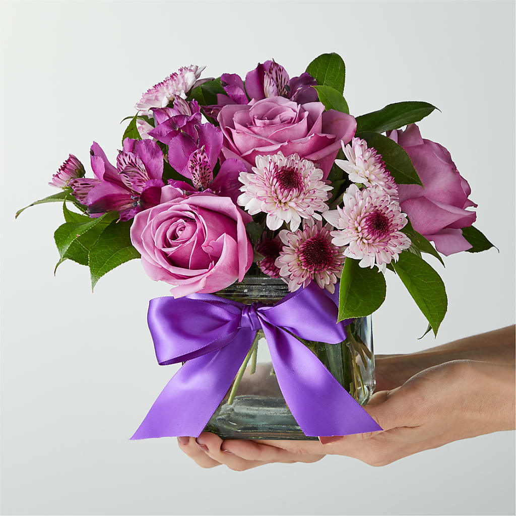 Sugarplum Bouquet –  Amora Floral Studio, Mooresville NC