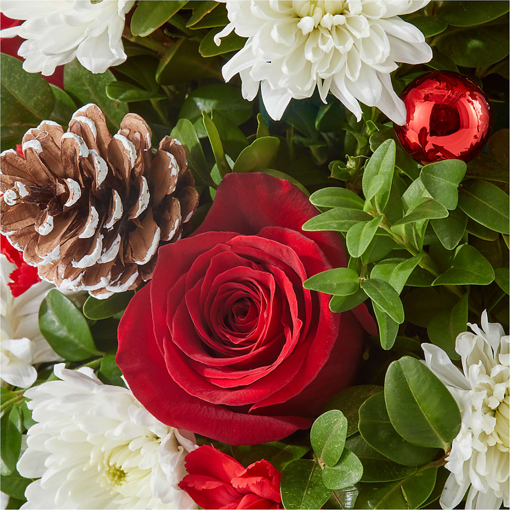 Let It Snow Tree –  Amora Floral Studio, Mooresville NC